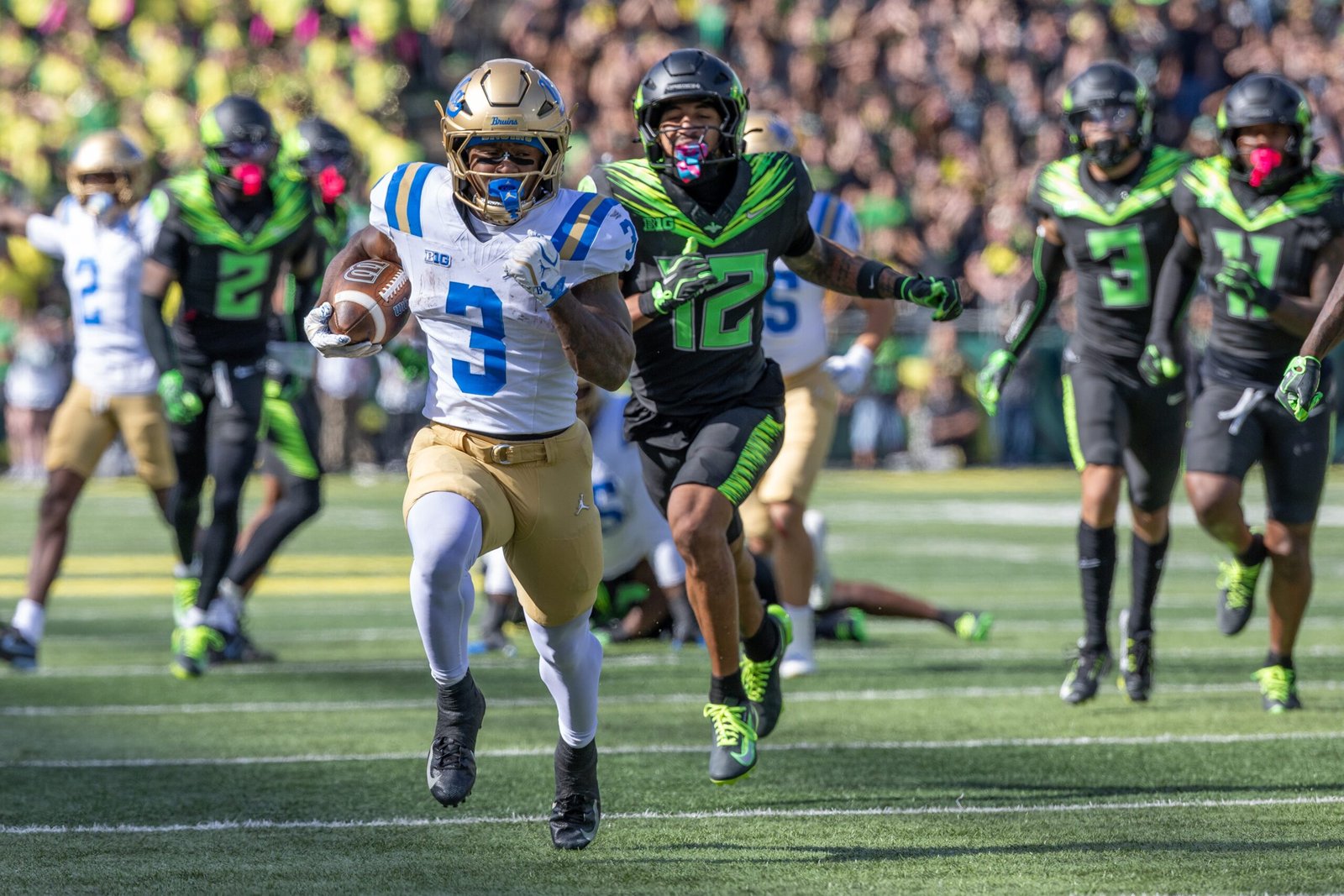 UCLA running back Wayne Knight runs for a touchdown in the first half against Oregon at Autzen Stadium on Oct. 10, 2026, in Eugene, Ore.